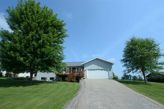 108 Kickapoo Heights Dr, Ontario, WI 54651
