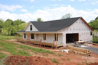 632 Morlin Acres Dr, Marshall, NC 28753