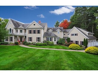 25 Hale Dr, Dedham, MA 02026
