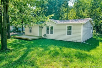 4100 N Main St, Stockbridge, MI 49285