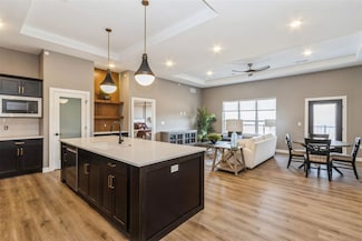1953 1st Ave E Unit 505, Cedar Rapids, IA 52402