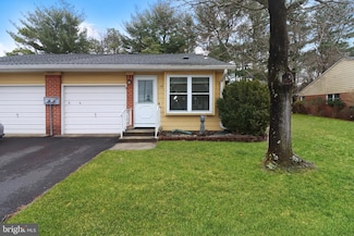 11 B Quaker Ln, Manchester Township, NJ 08759
