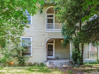 617 Dawson St, San Antonio, TX 78202