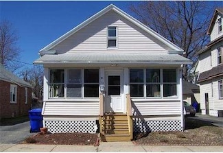 76 Sterling St, Springfield, MA 01107