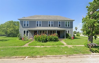 117-119 N Avenue A Unit 117-123, Freeport, TX 77541