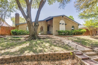 6006 Excalibur Dr, Garland, TX 75044