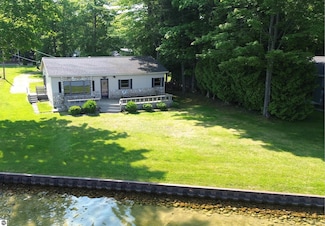 7949 E Cedar Lake Dr, Oscoda Township, MI 48750