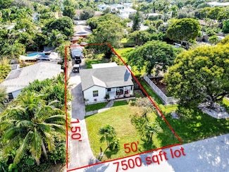 246 NE 13th St, Delray Beach, FL 33444