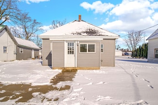 426 E Vine St, Rensselaer, IN 47978