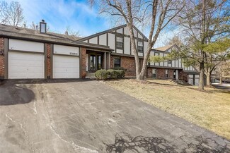13150 Royal Pines Dr Unit 2, Saint Louis, MO 63146