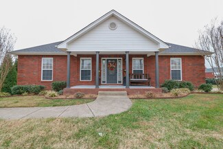 1054 Kacie Dr, Pleasant View, TN 37146