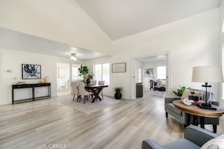 14 Fernwood Ct, Pittsburg, CA 94565
