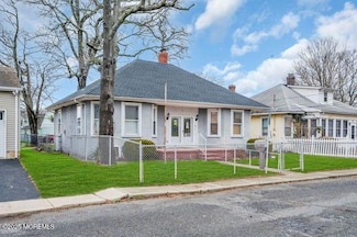 9 Maplewood Ave, Keansburg, NJ 07734