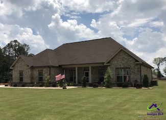 321 Sterling Dr, Byron, GA 31008