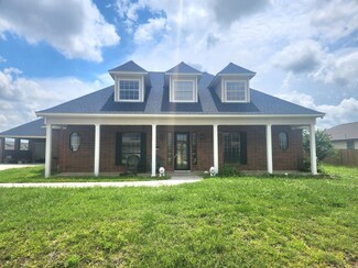 11220 Danny Ln, Willis, TX 77318