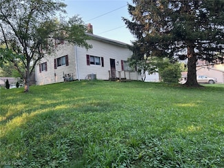 29901 Eddy Rd, Willoughby Hills, OH 44094