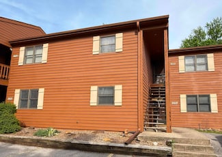 9607 S Lake Ridge Dr, Bloomington, IN 47401