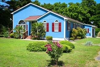 28167 Harbor Rd, Melfa, VA 23410