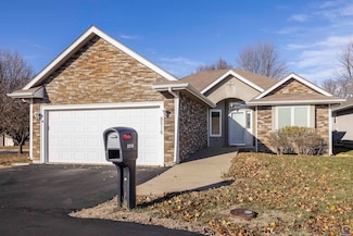 5516 SW Chapella St, Topeka, KS 66614