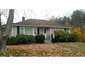 9 Williams Rd, Sturbridge, MA 01566