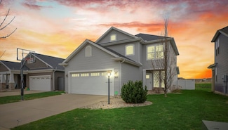 203 Doisy Ln, Champaign, IL 61822