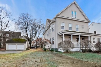 3 Clearview Ave, Worcester, MA 01605
