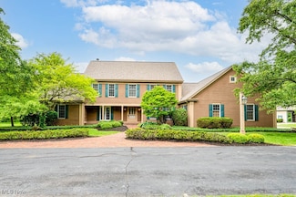 11400 Sharrott Rd, North Lima, OH 44452