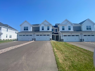 9448 4th St N, Lake Elmo, MN 55042