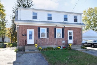 88 Massachusetts St, Cranston, RI 02920