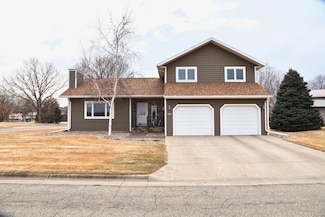 205 Shimrose Dr, Fort Pierre, SD 57532