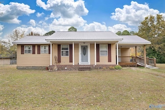 202 Katherine Dr, Albertville, AL 35951