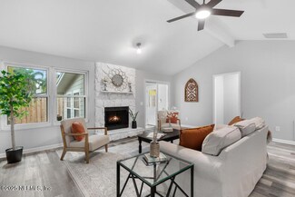 10852 Knottingby Dr, Jacksonville, FL 32257