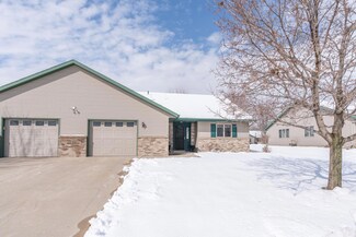 802 Westland St, New London, MN 56273