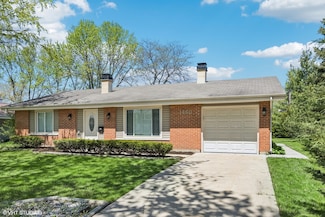 1460 Rosedale Ln, Hoffman Estates, IL 60169