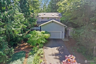 8747 Laguna Dr SW, Olympia, WA 98512