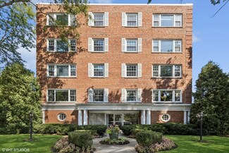 2425 Central St Unit 2B, Evanston, IL 60201
