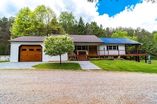 4707 Mount Morris Rd, Columbiaville, MI 48421