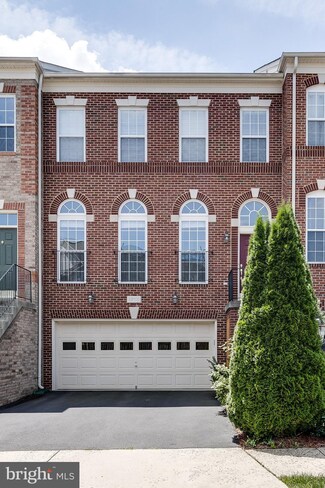 22100 Avonworth Square, Broadlands, VA 20148