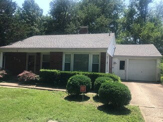 703 Haines Blvd, Champaign, IL 61820