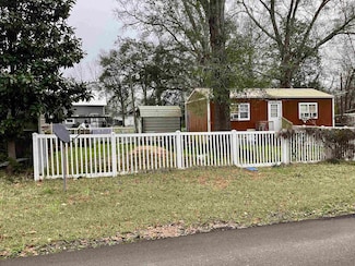 102 S Vallie Ave, Kirbyville, TX 75956