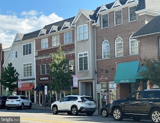 108 E Lancaster Ave Unit B2, Wayne, PA 19087
