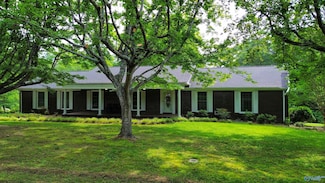205 Holter Ave, Albertville, AL 35951