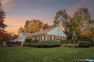 74 Ridgewood Ave, Glen Ridge, NJ 07028