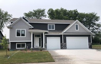 1505 14th Ave NW, Kasson, MN 55944