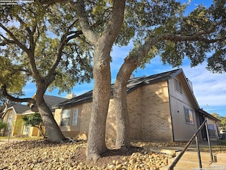 8415 Cranberry Hill Unit 2, San Antonio, TX 78254