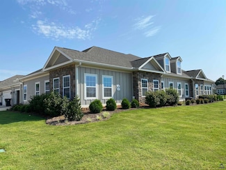 512 Nandina Ct, Warner Robins, GA 31088