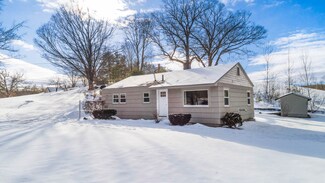 1479 Route 114, North Sutton, NH 03260