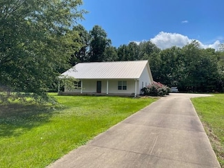 111 Gargis Ln, Tuscumbia, AL 35674
