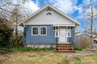 646 E Point Pleasant Ave, Ocean Gate, NJ 08740