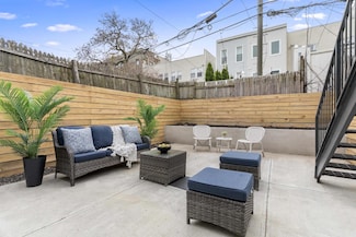 256 Putnam Ave Unit 1, Brooklyn, NY 11216